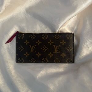 AUTHENTIC Louis Vuitton wallet